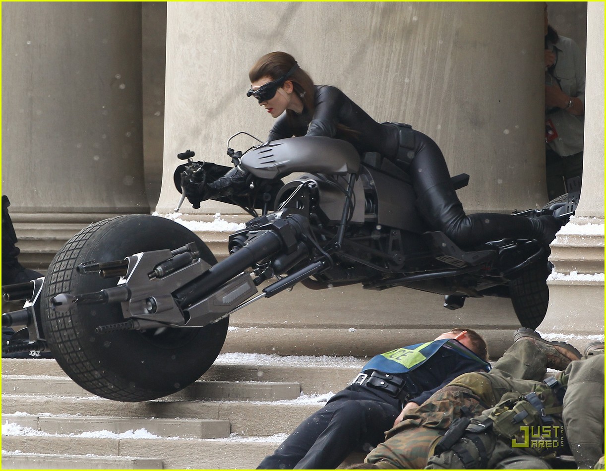 selina kyle catwoman dark knight rises