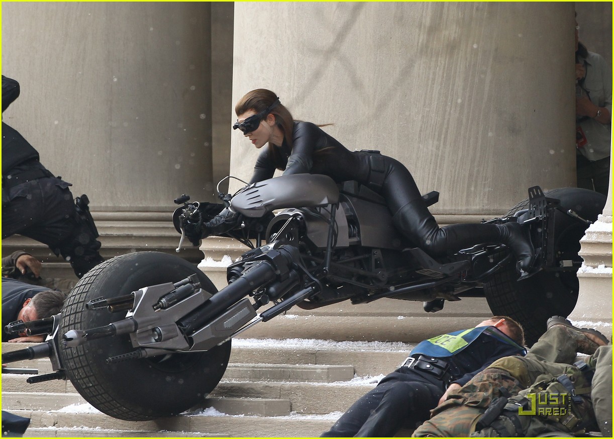 selina kyle catwoman dark knight rises