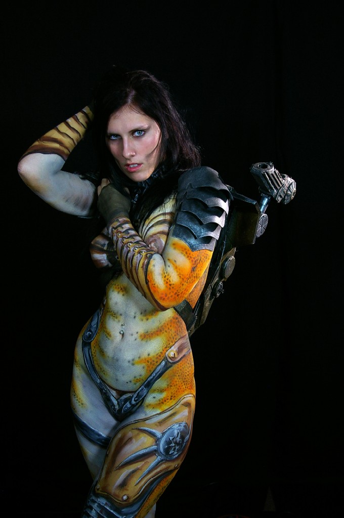 Female Predator Body Paint Cosplay