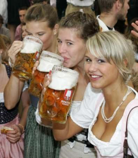 oktoberfest boobs