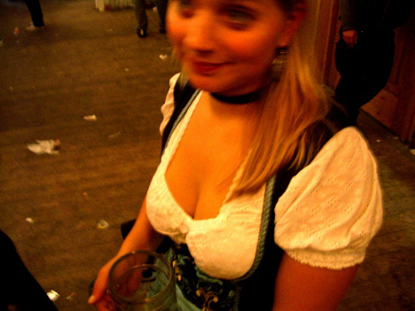 oktoberfest boobs